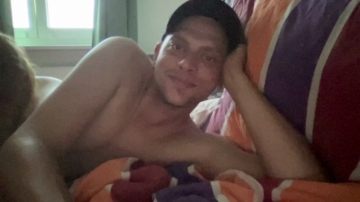 ladyfrog24